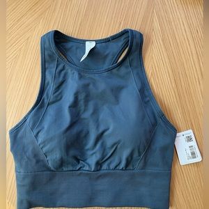 Lululemon Ebb to Train Bra size 6 new with tags